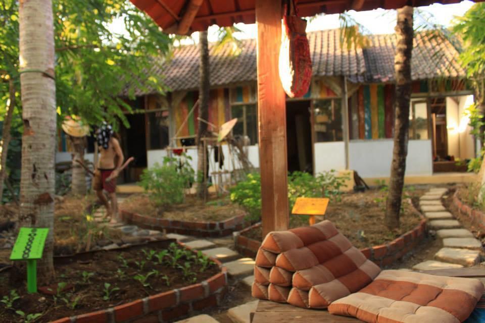 Farmer'S Yard Hostel Canggu (Bali) Ngoại thất bức ảnh